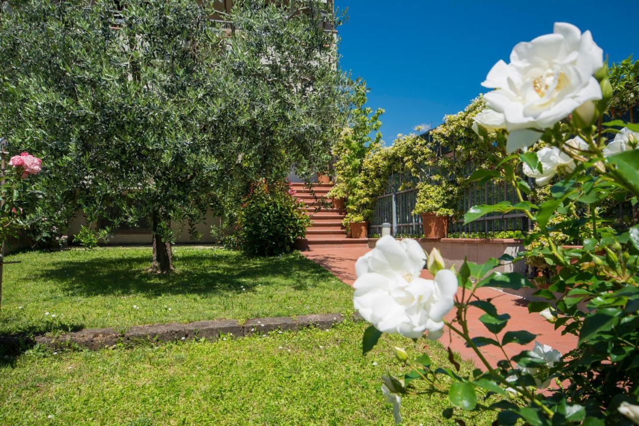 Bed&Breakfast Profumo D'Estate Agliana Exterior foto